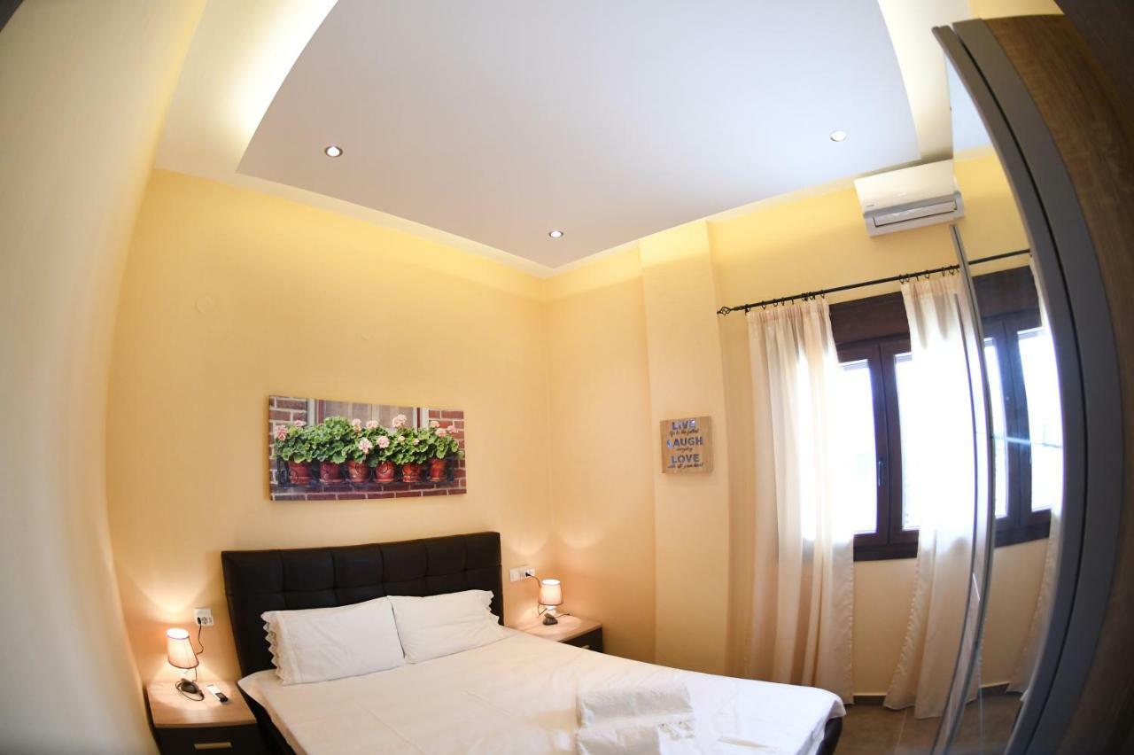 Theasis Luxury Panoramic Penthouse Apartman Néosz Marmarász Kültér fotó